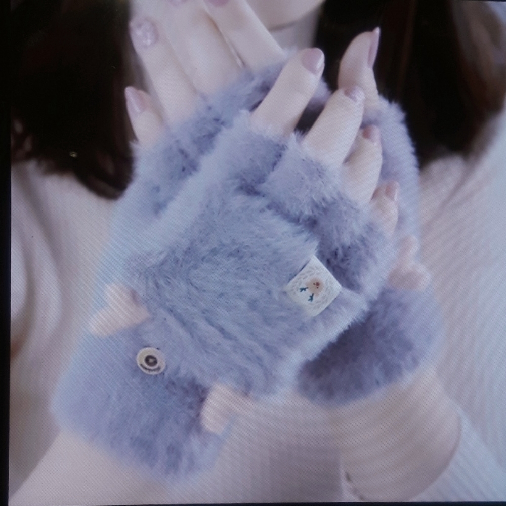 Reindeer mittens